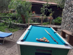 Casa Rural 1 HAB en un entorno paradisiaco en Tasarte con terraza y billiard